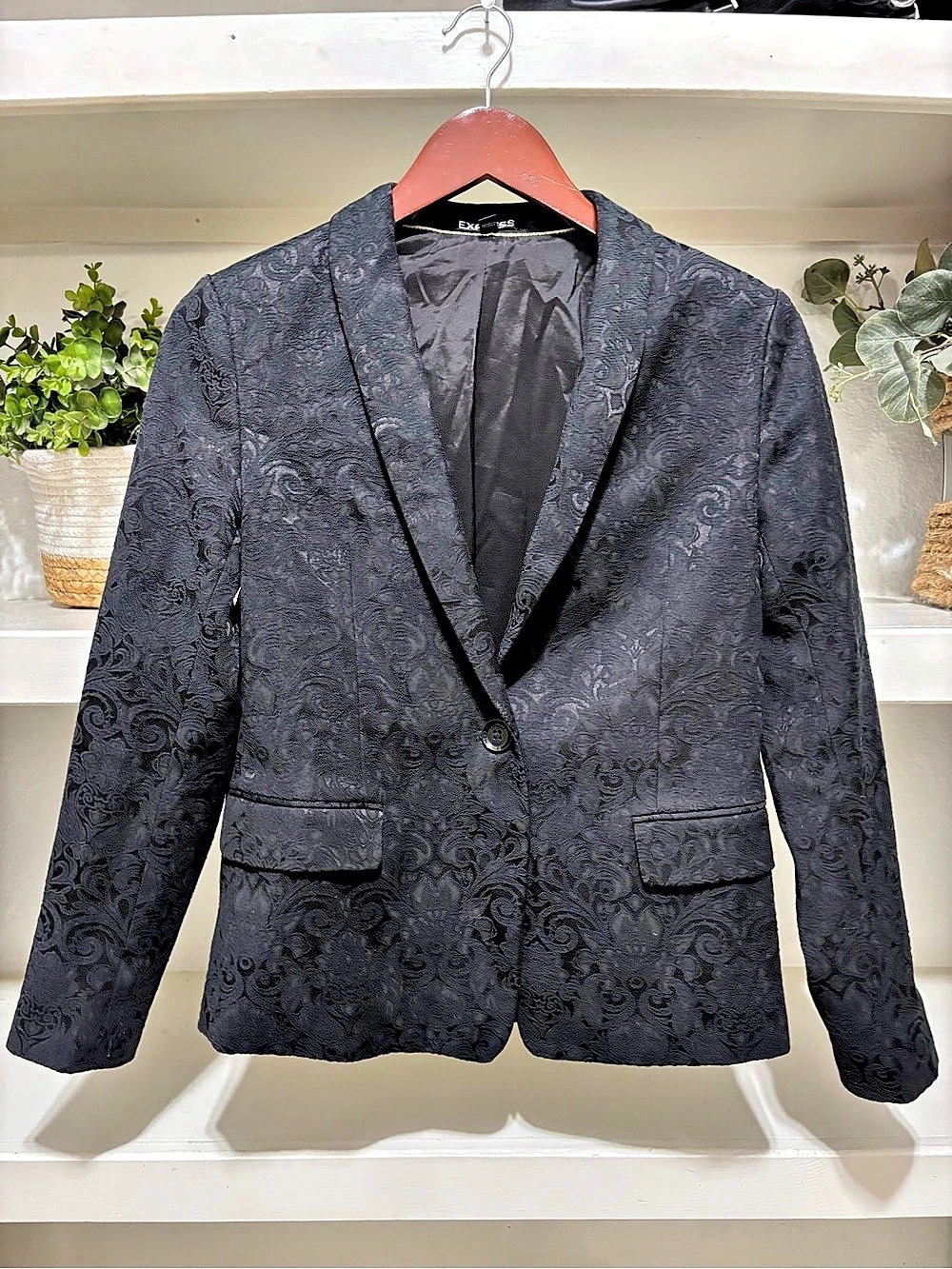 Express Floral Jacquard Blazer Size 2 Like New